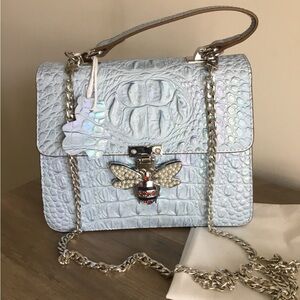 Movdari Holo Blue Crocodile Embossed Satchel Crossbody Handbag, Bee, Pearl, NWOT